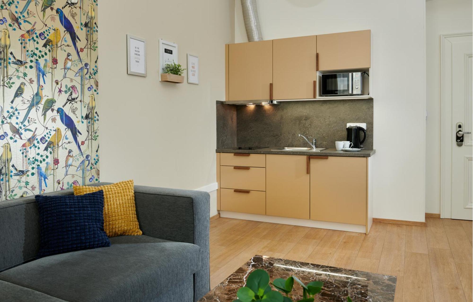 Nest By Adrez * Praag